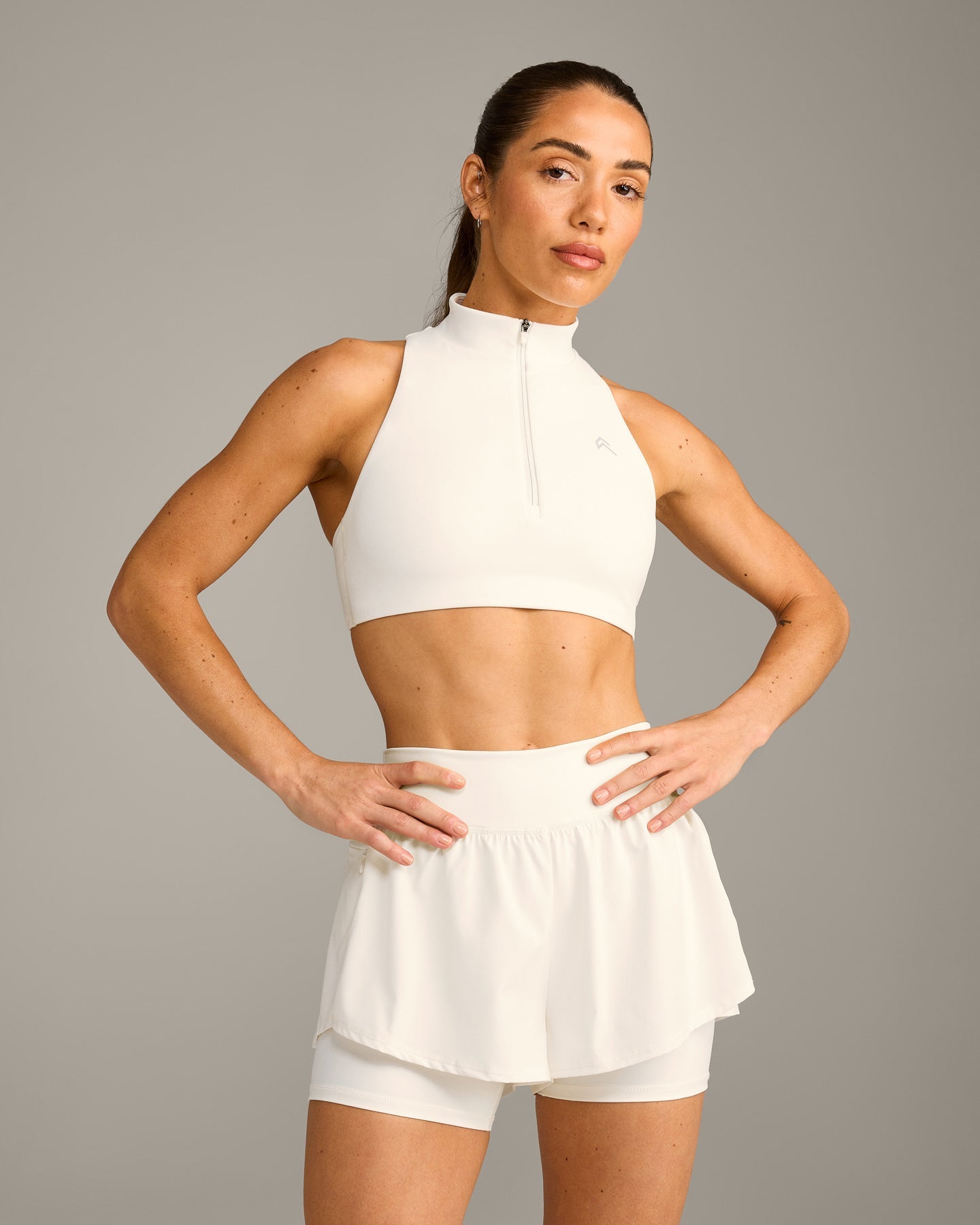 EasyLift Zip High Neck Sports Bra with Grey Logo | Marshmallow White