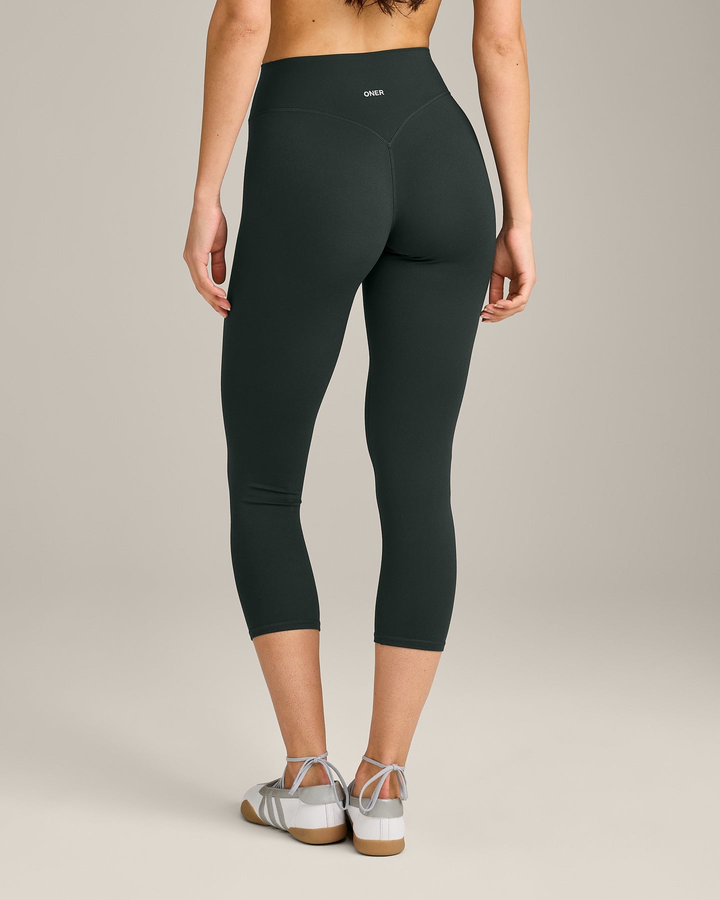 SoftMotion 3/4 Length Leggings with Grey Logo | Emerald Noir