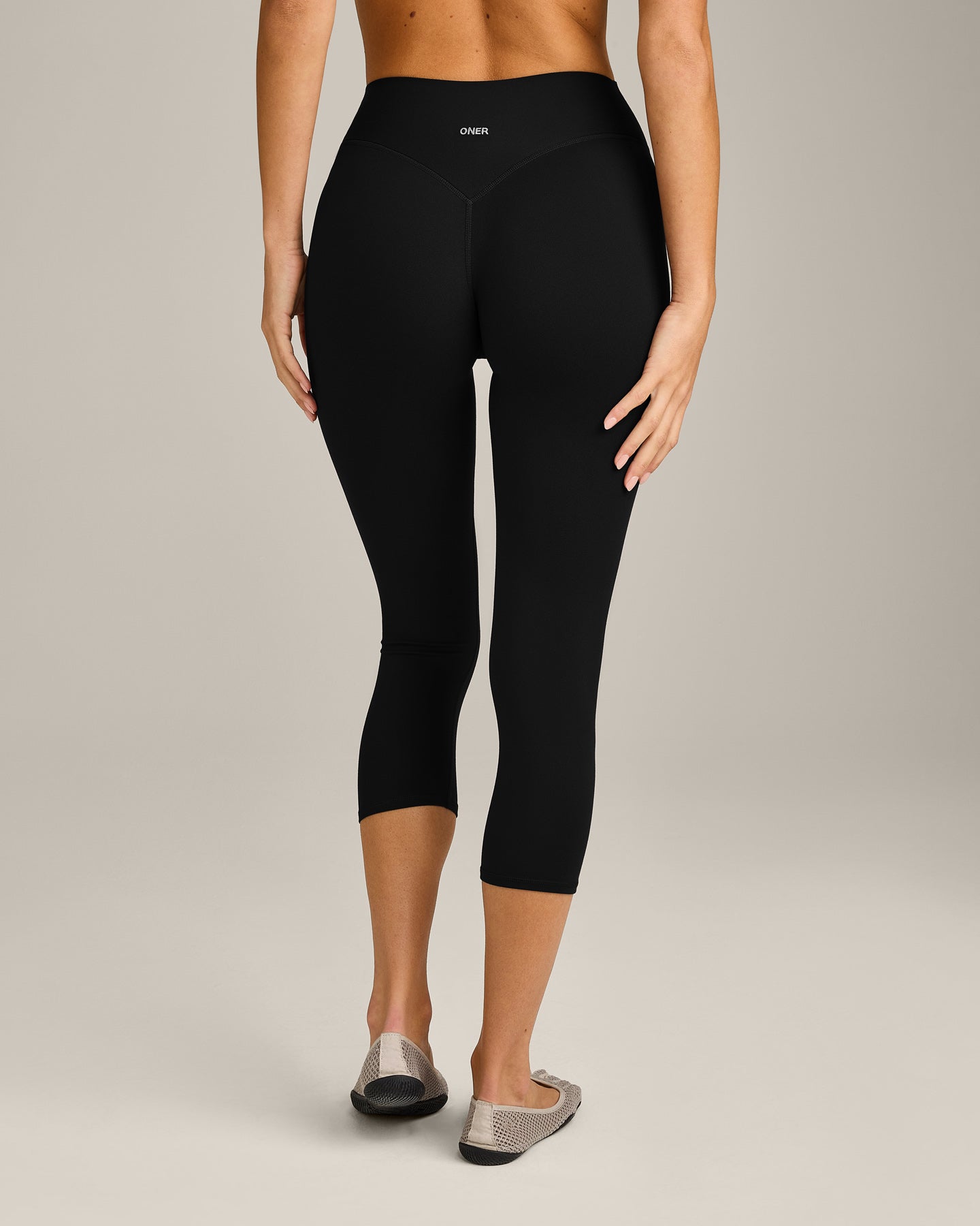 SoftMotion 3/4 Length Leggings with Grey Logo | Black