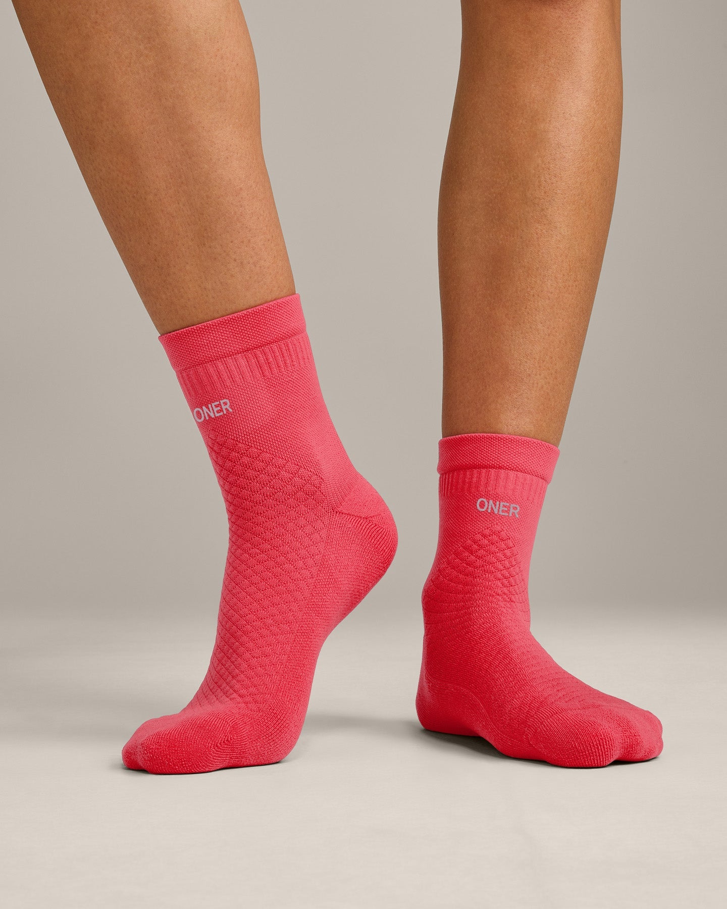 Performance Mid Crew Socks 1 Pack | Charged Pink