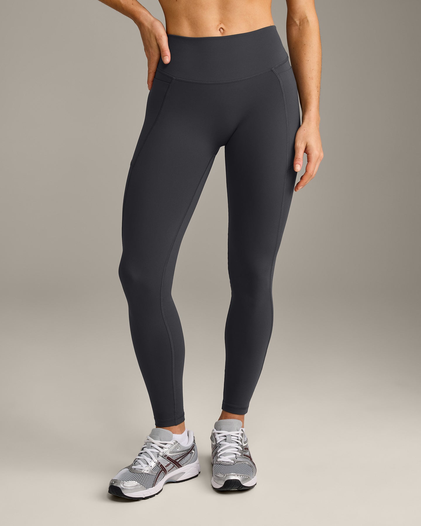 Alternative view of UnifiedMove Pocket Leggings with Bonding with Reflective Logo | Coal