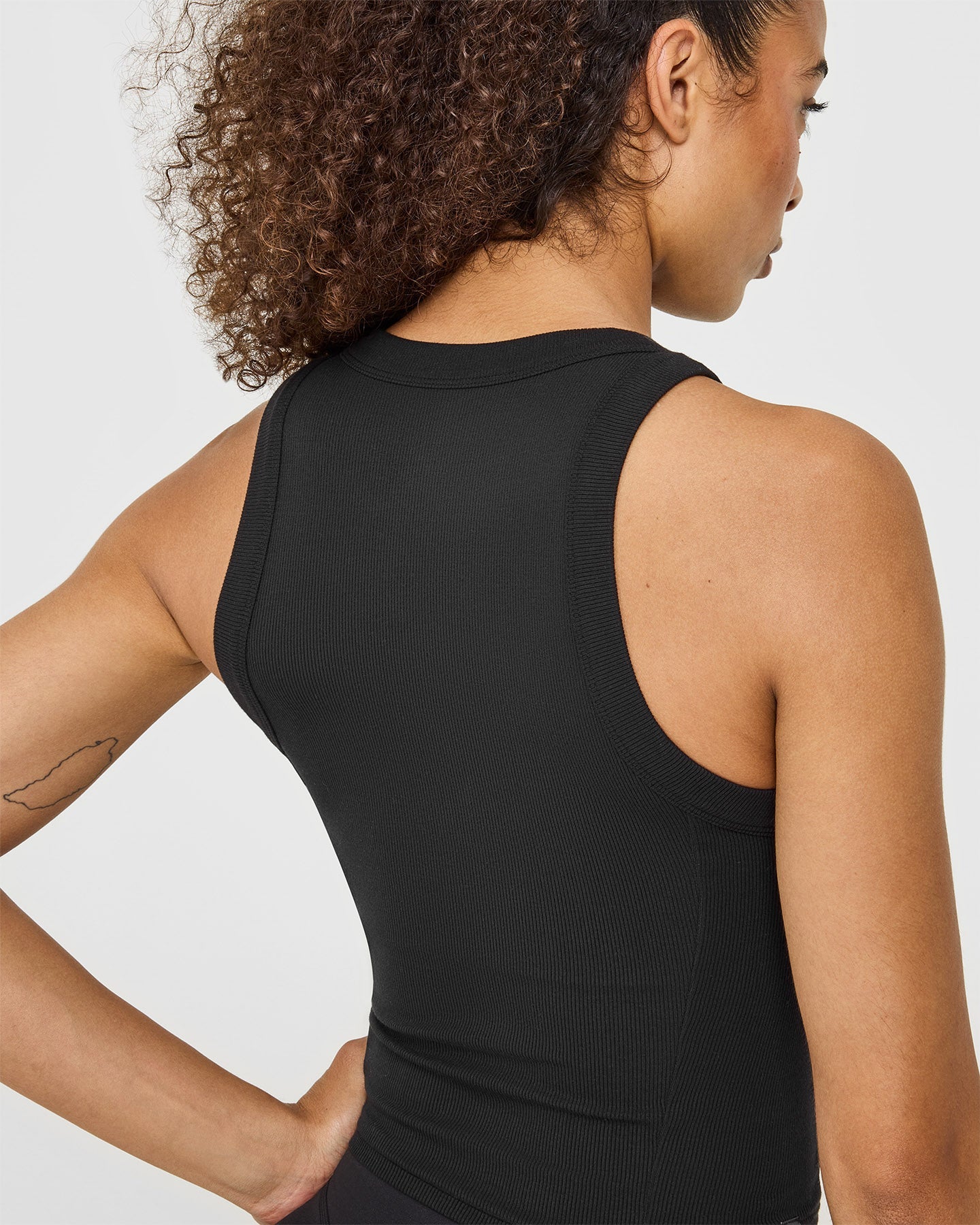 Mellow Rib High Neck Mid Tank Top | Black - Image 4
