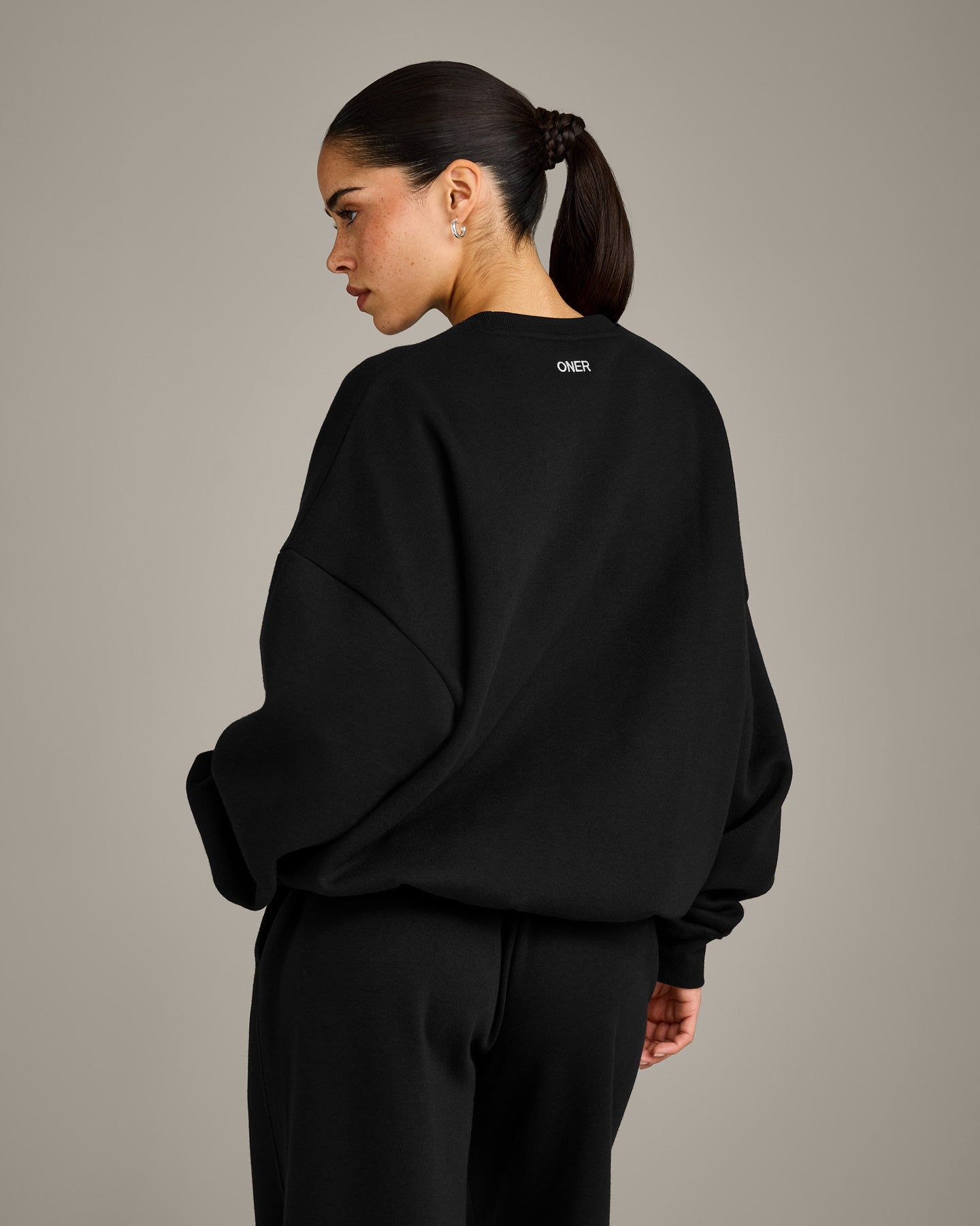 Foundations All Season Crew Neck Sweatshirt | Black - Image 5