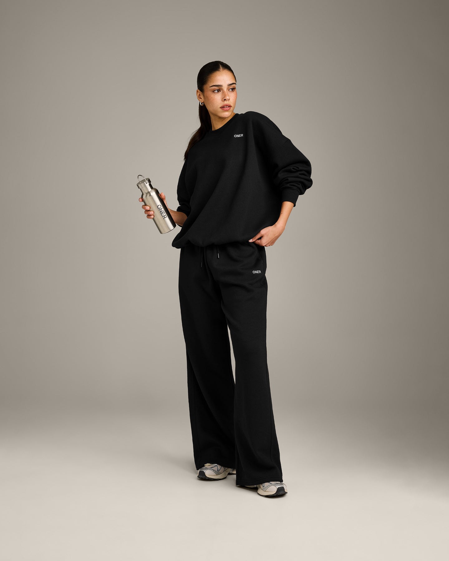 Foundations All Season Crew Neck Sweatshirt | Black - Image 3