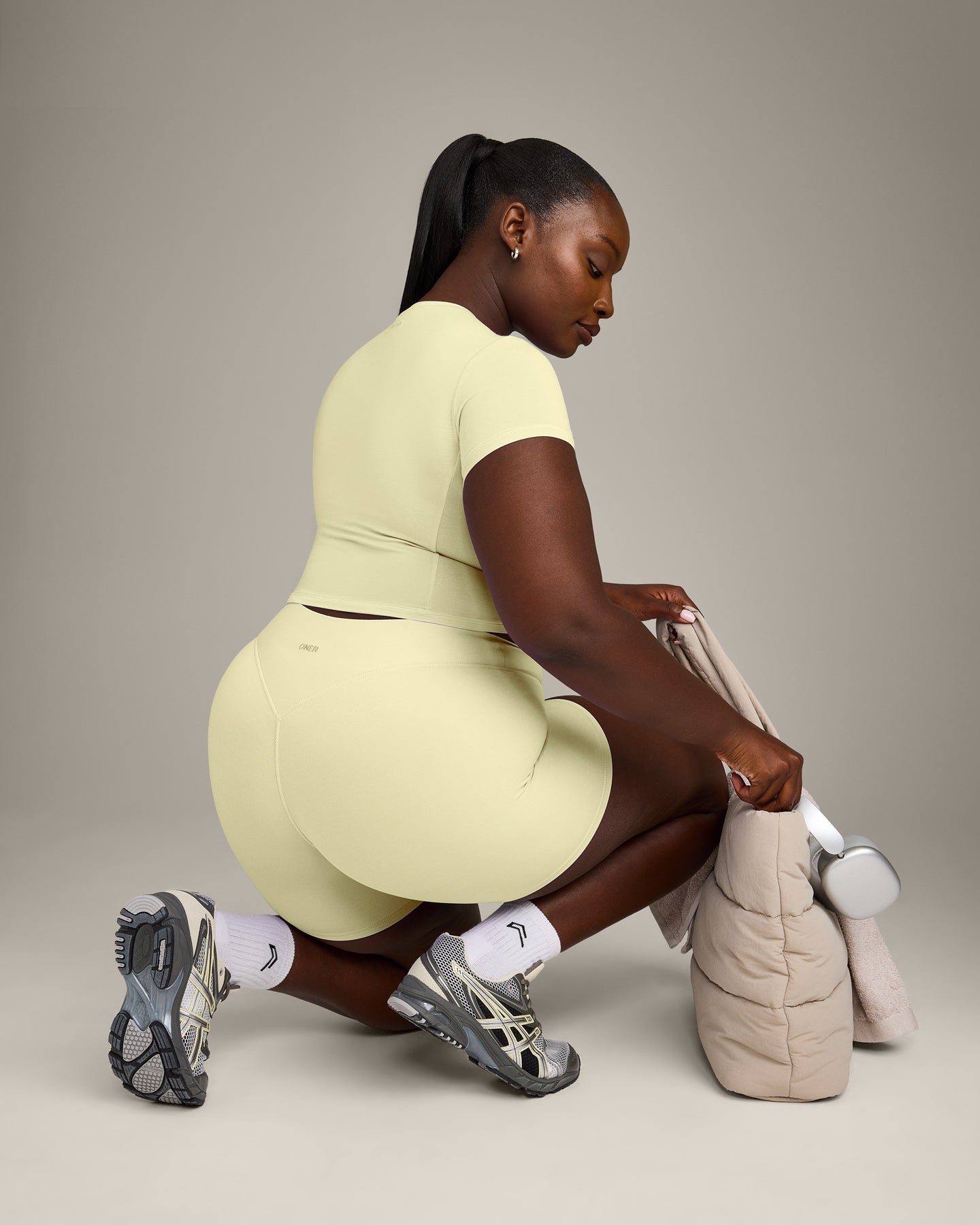 Mellow Motion Crew Neck Mid Top | Pastel Yellow - Image 4
