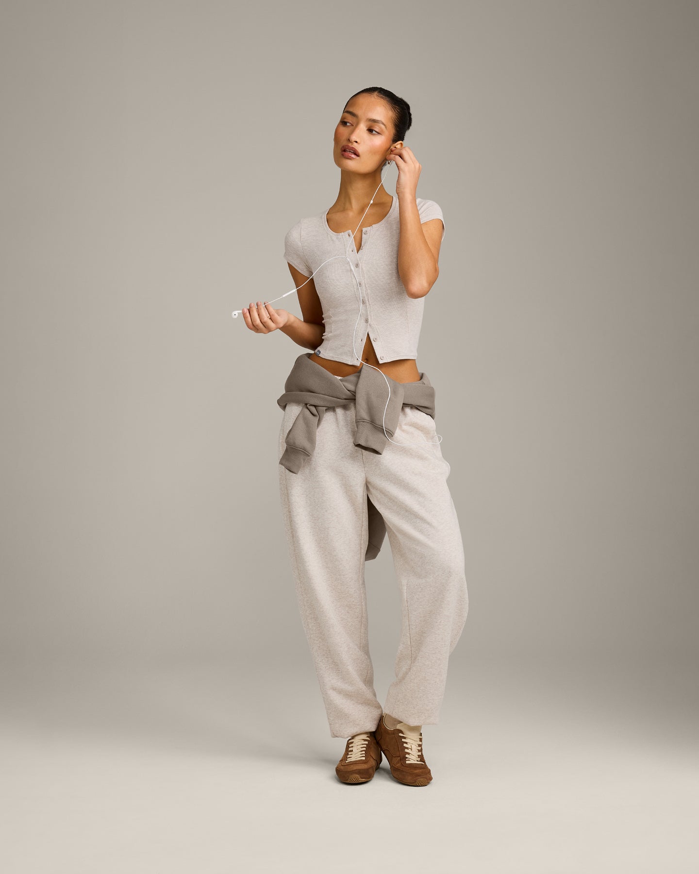 Alternative view of Mellow Rib Mid Short Sleeve Cardigan | Oat Marl