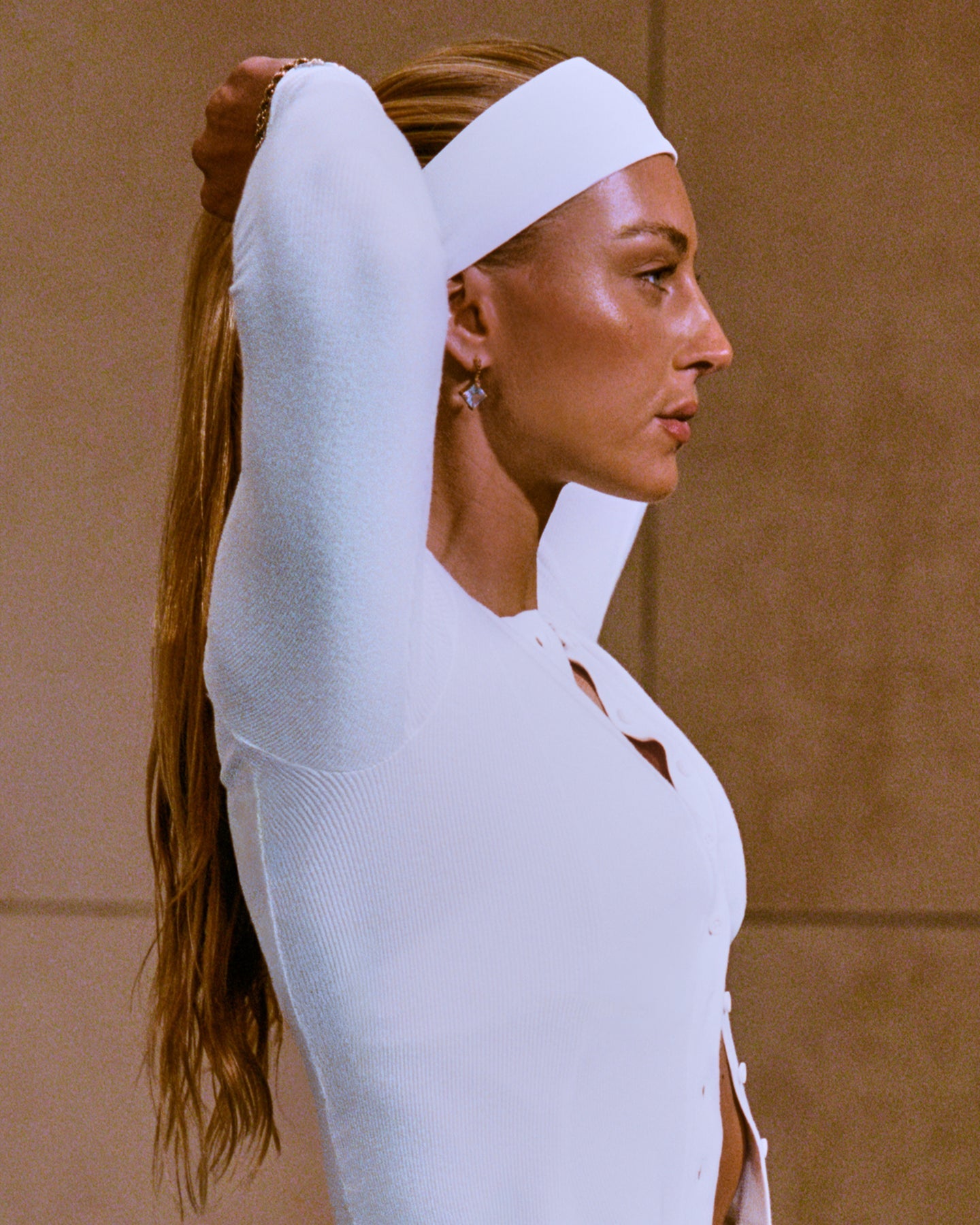 Alternative view of SoftMotion Headband with Grey Logo | White