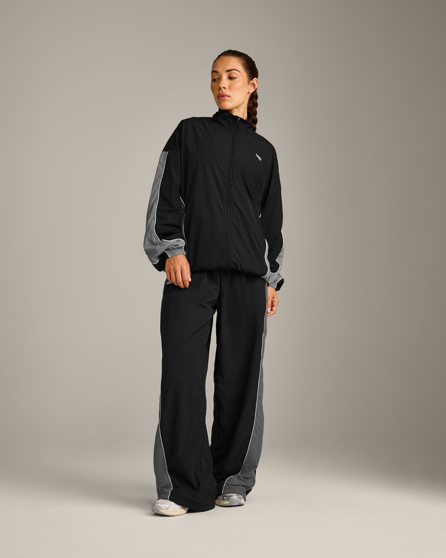Alternative view of Oversized Contrast Piped Woven Straight Leg Track Bottoms | Black