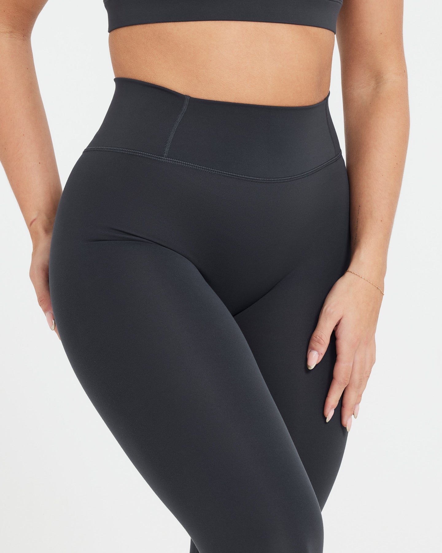 Timeless Leggings | Coal - Image 4