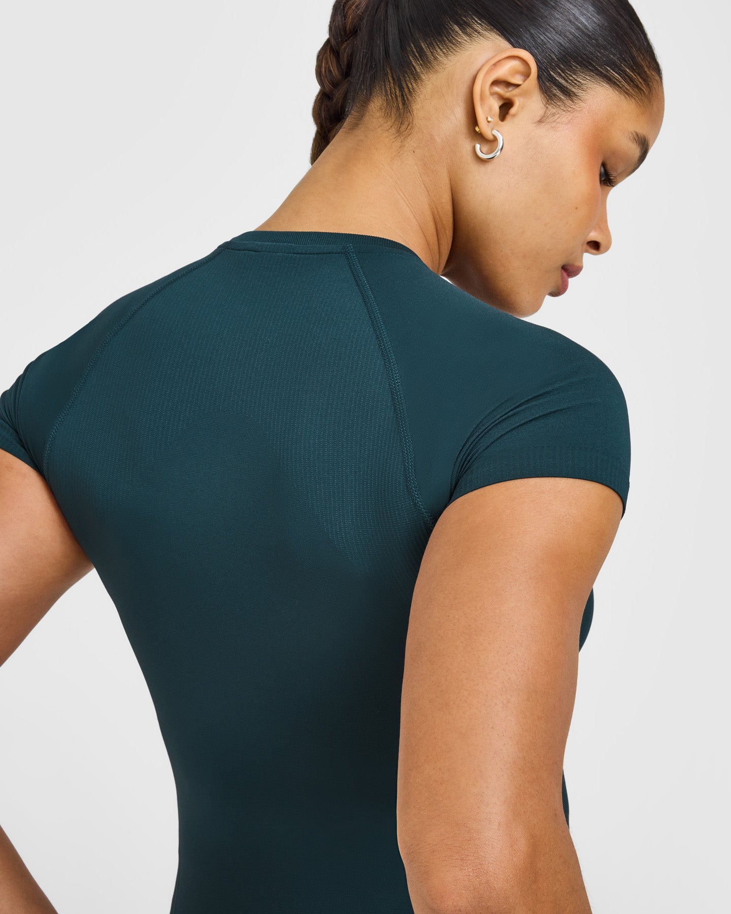 Alternative view of Go To Seamless Fitted Top | Oil Blue